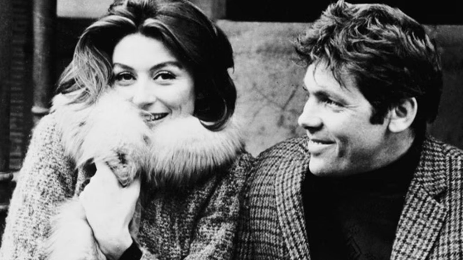 Nouvelles Femmes: A Man and a Woman